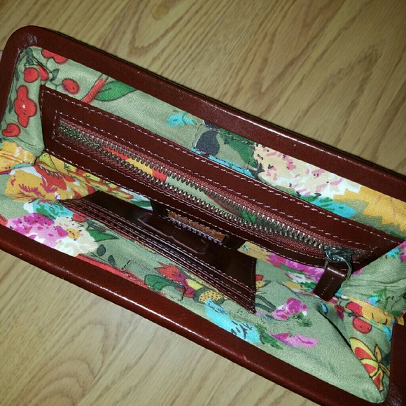 Clutch purse - Picture 2 of 2