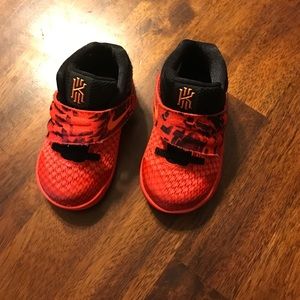 Nike toddler sneakers