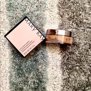 Mary Kay mineral powder foundation beige 1