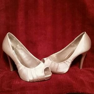 Kelly & Katie champagne colored heels