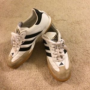 white leather adidas samba