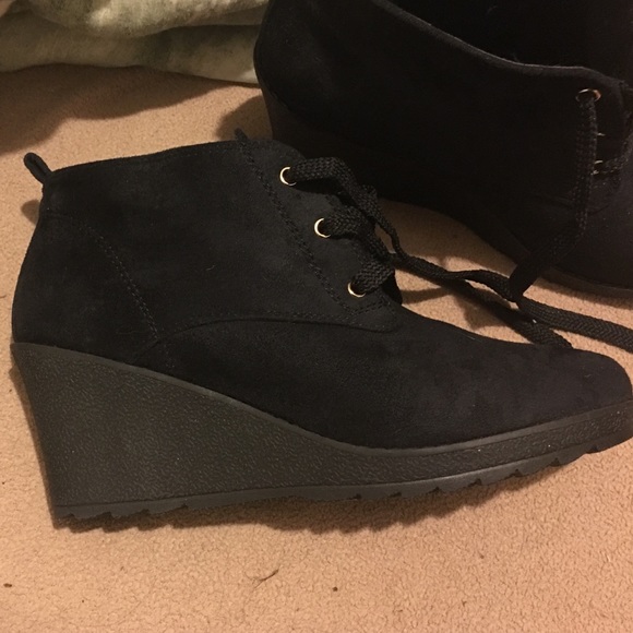 Le Miu wedge booties never worn