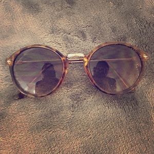 Retro Sunnies Urban Outfitters