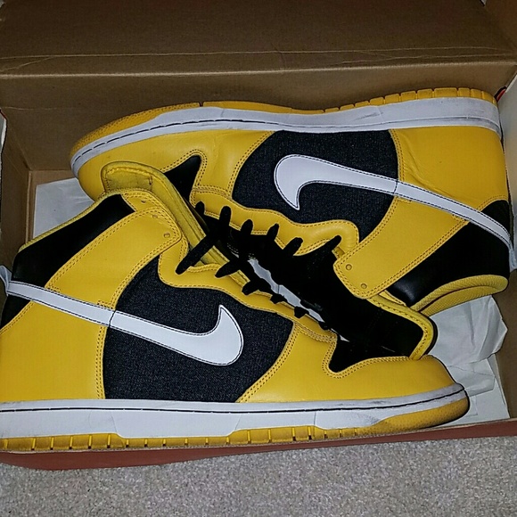 Nike Dunk High sneakers