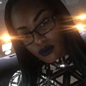 Meet your Posher, Corrielle!