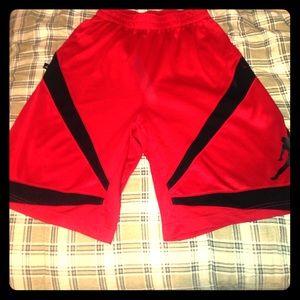 Jordan shorts (S)