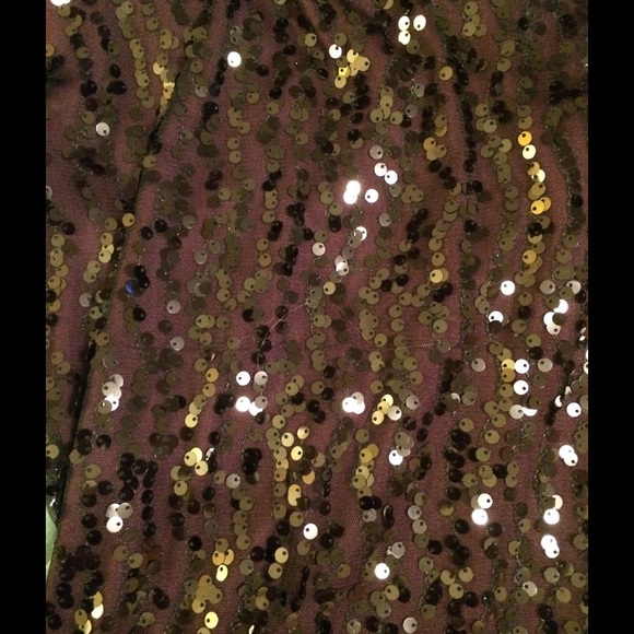 💐NWOT DKNY EGGPLANT SEQUIN SHORT SLEEVE PULLOVER - Picture 3 of 3