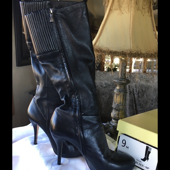 Gorgeous black leather boots