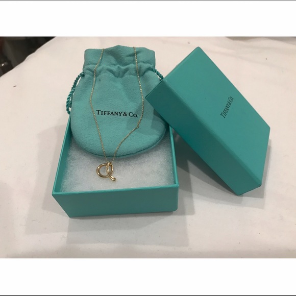 Tiffany & co. Elsa Perreti letter "A" pendant