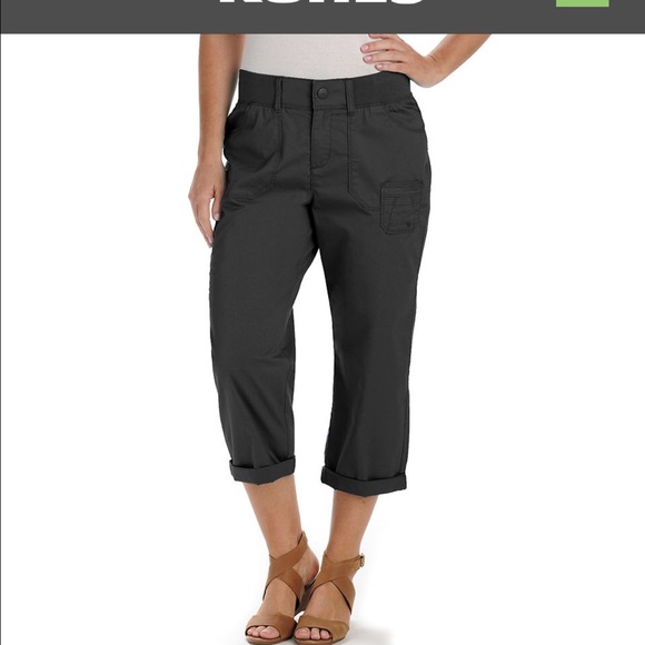 lee relaxed fit capris