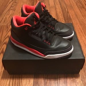 AIR JORDAN 3 RETRO BLK/BRGHT CRMSN SIZE 10.5