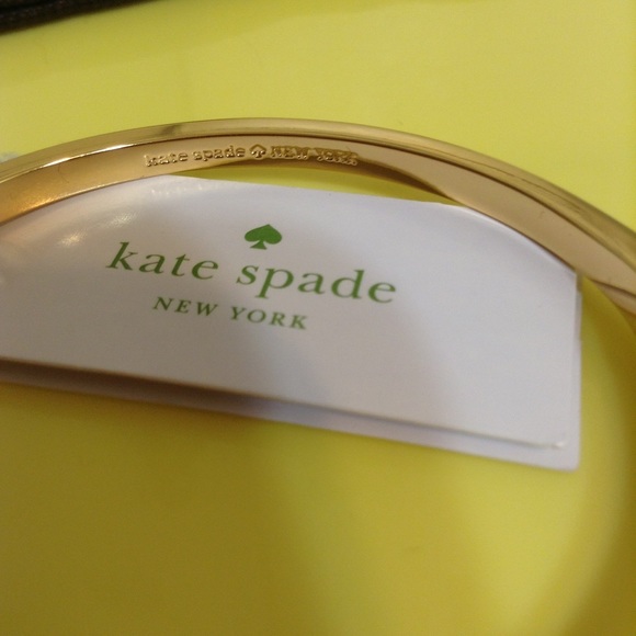 Kate Spade Pave Large Bow Bangle - Picture 3 of 4