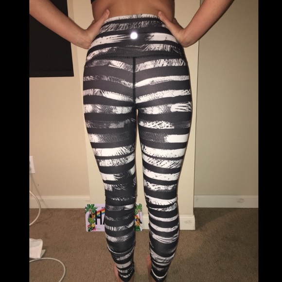 Lululemon size 4 leggings