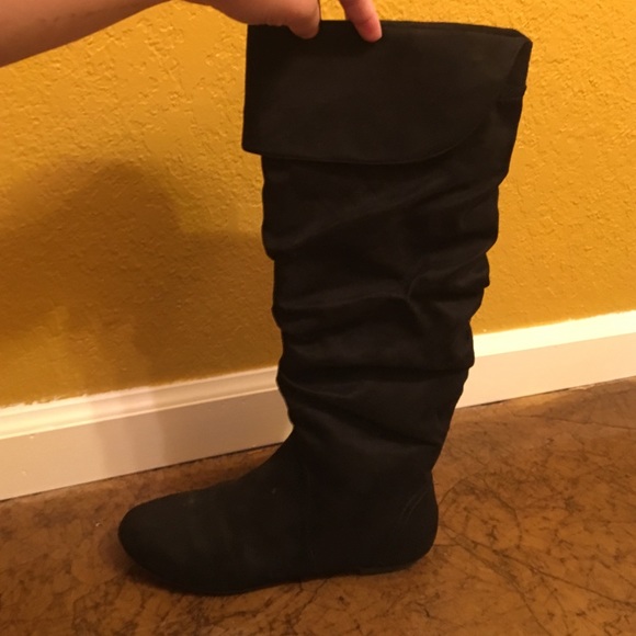 SOLD - Picture 2 of 3