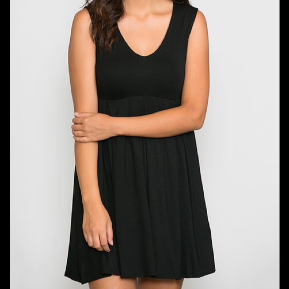 BLACK EMPIRE-WAIST DRESS - Picture 2 of 4