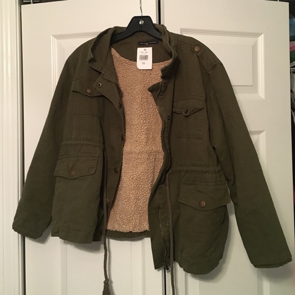 Brandy Melville Doris jacket