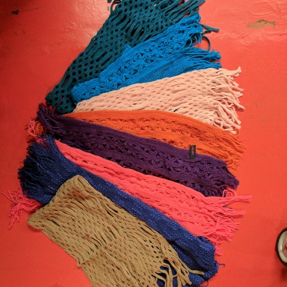 Baby girl scarves - Picture 2 of 3