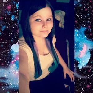 Meet your Posher, Desiree