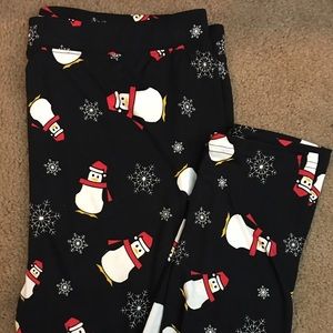 Penguin holiday leggings size 1X