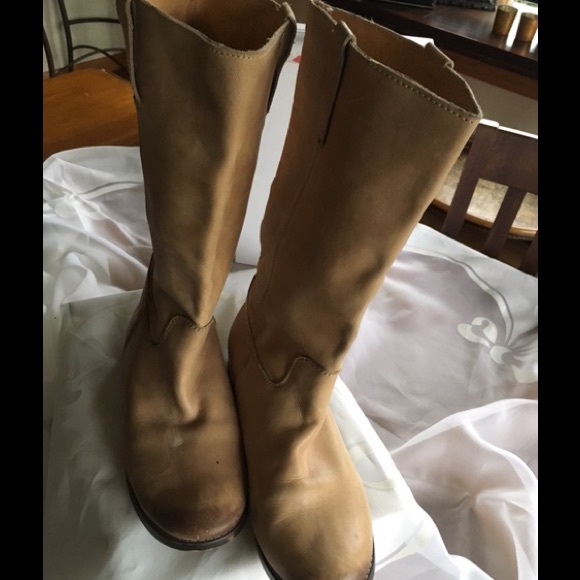 "Mia" light tan leather comfort boots .