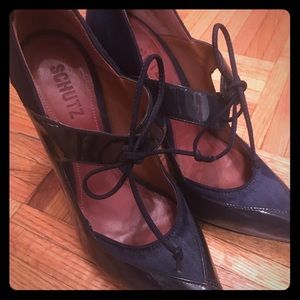 Navy Schultz 8.5 Curved Patent Leather/Suede Heels