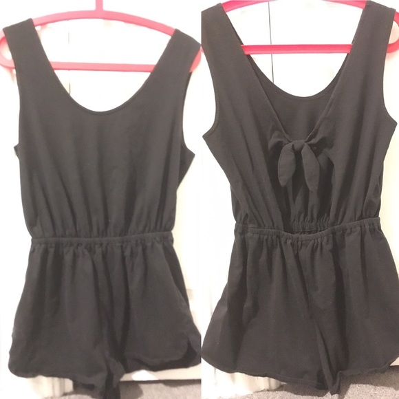 Xhilaration Other - Black Romper With Keyhole Back & Bow