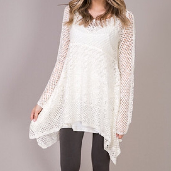 Mystree - Mako Crochet Detail Pullover