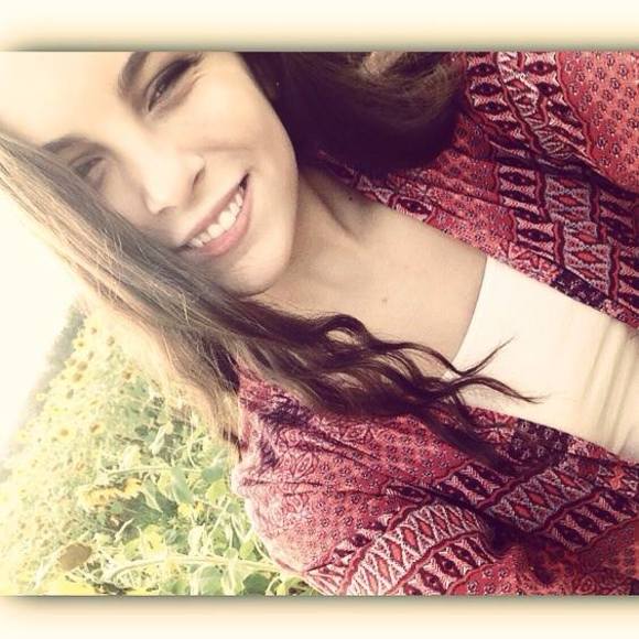 Meet your Posher, Carly