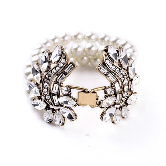 Pearl Bracelet - Picture 1 of 3