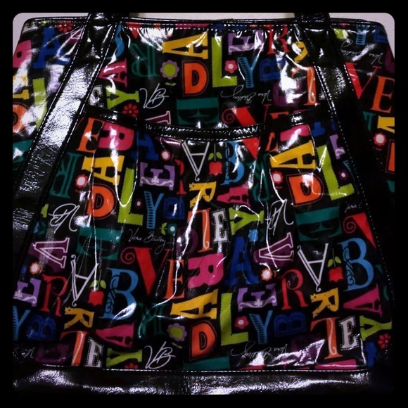 EUC A to Vera Superstar Tote Frill Collection