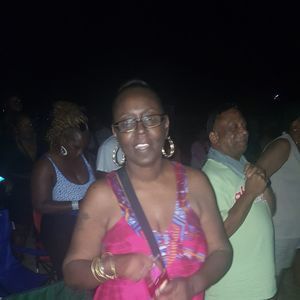 Meet your Posher, Cassandra