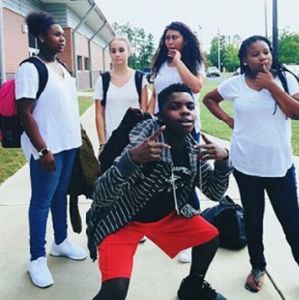 Meet your Posher, Olivia