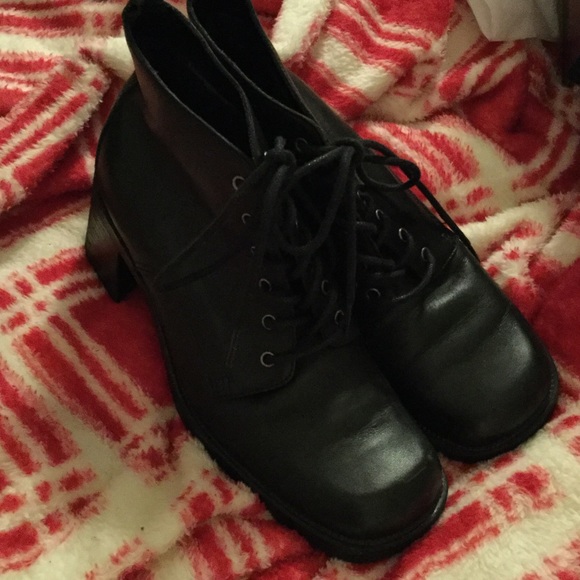 Black ankle boots - Picture 3 of 4