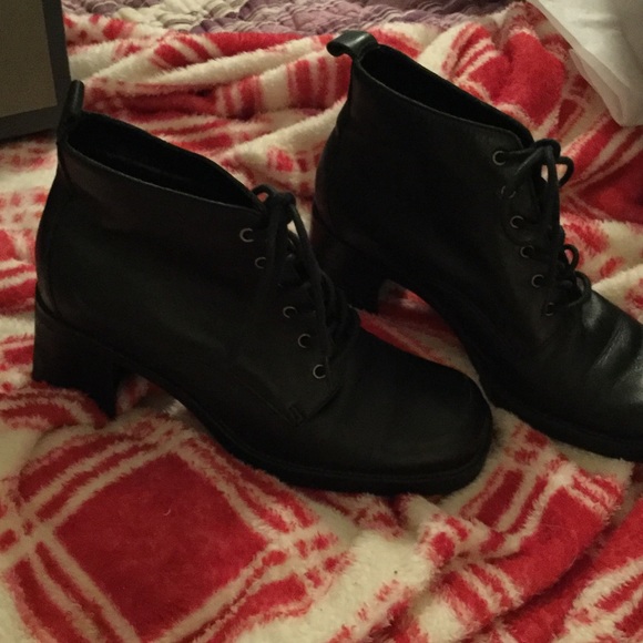 Black ankle boots - Picture 4 of 4