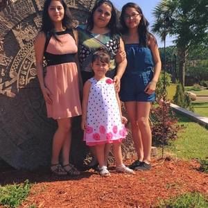 Meet your Posher, Sonia