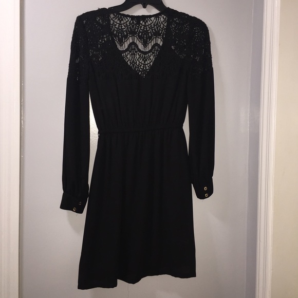 xoxo black laces dress