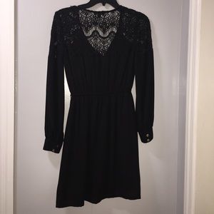 xoxo black laces dress