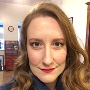 Meet your Posher, Christine