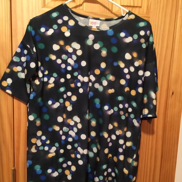 LuLaRoe Tops - NWT XXS City lights Irma