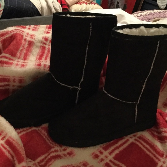 Booties brand new!! - Picture 3 of 3