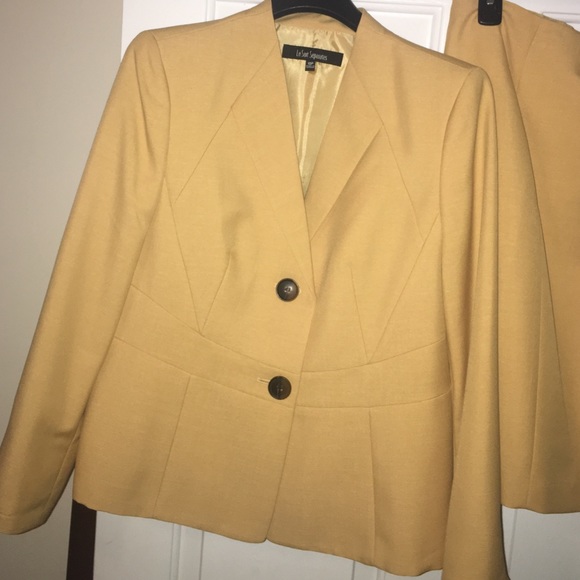 Two piece mustard suit - Picture 3 of 3