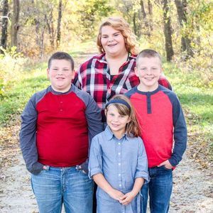 Meet your Posher, Corrine