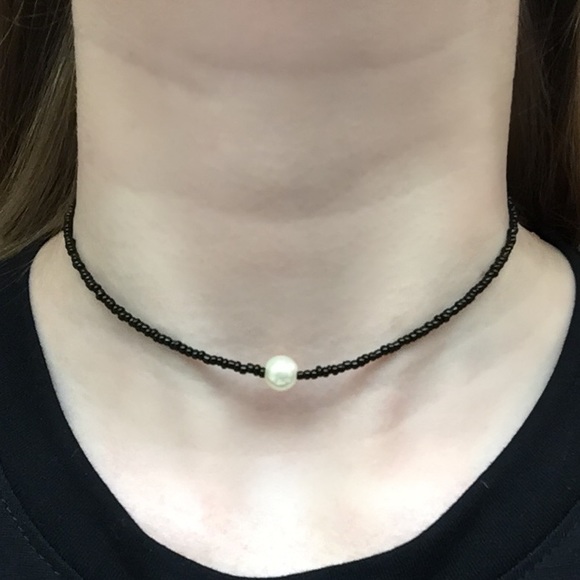 Pearl Choker