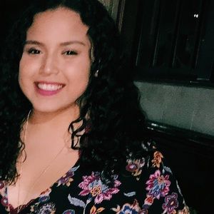 Meet your Posher, Andrea