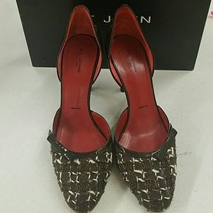 St Johns J4533 Heels