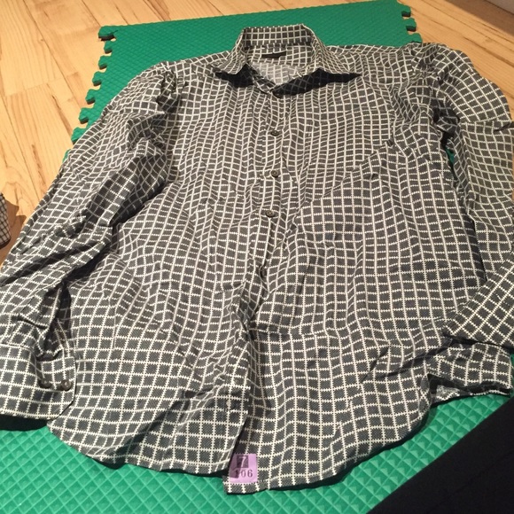Express Button Down