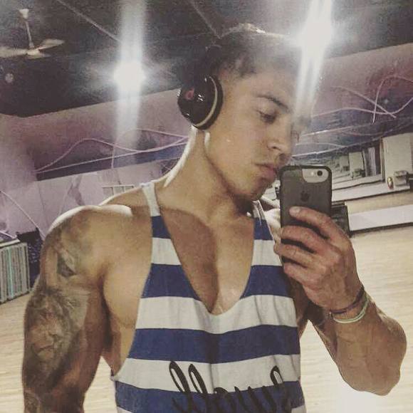 Meet your Posher, Bobby - Picture 1 of 1