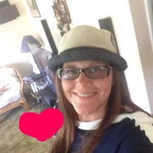 Meet your Posher, Robyn