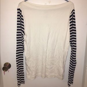 Boat Neck detailed sleeved top