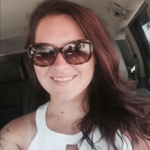 Meet your Posher, Loren